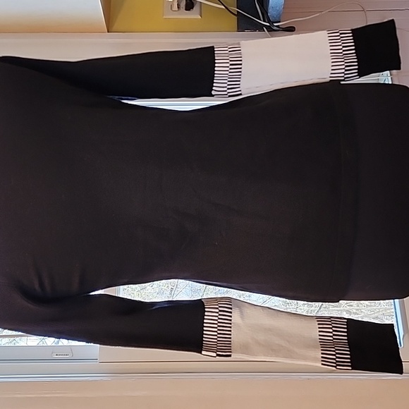 J'envie New York women's sweater size small - Picture 5 of 8